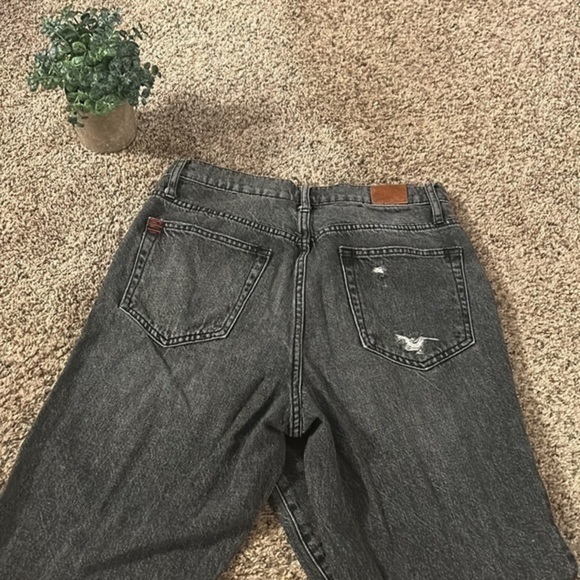 BDG- Urban Outfitters Slim Straight Distressed Jeans - Picture 6 of 7